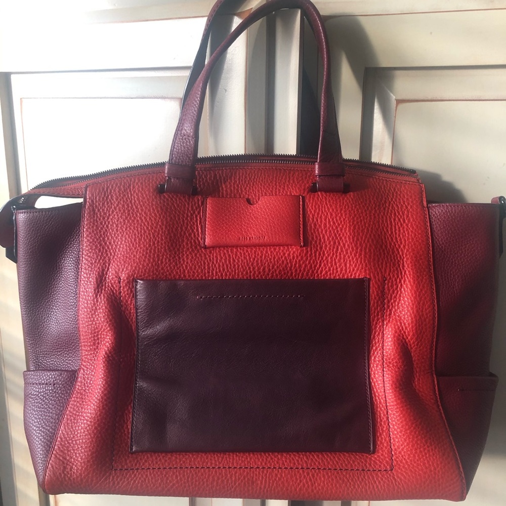 Handbag - Picture 2 of 5